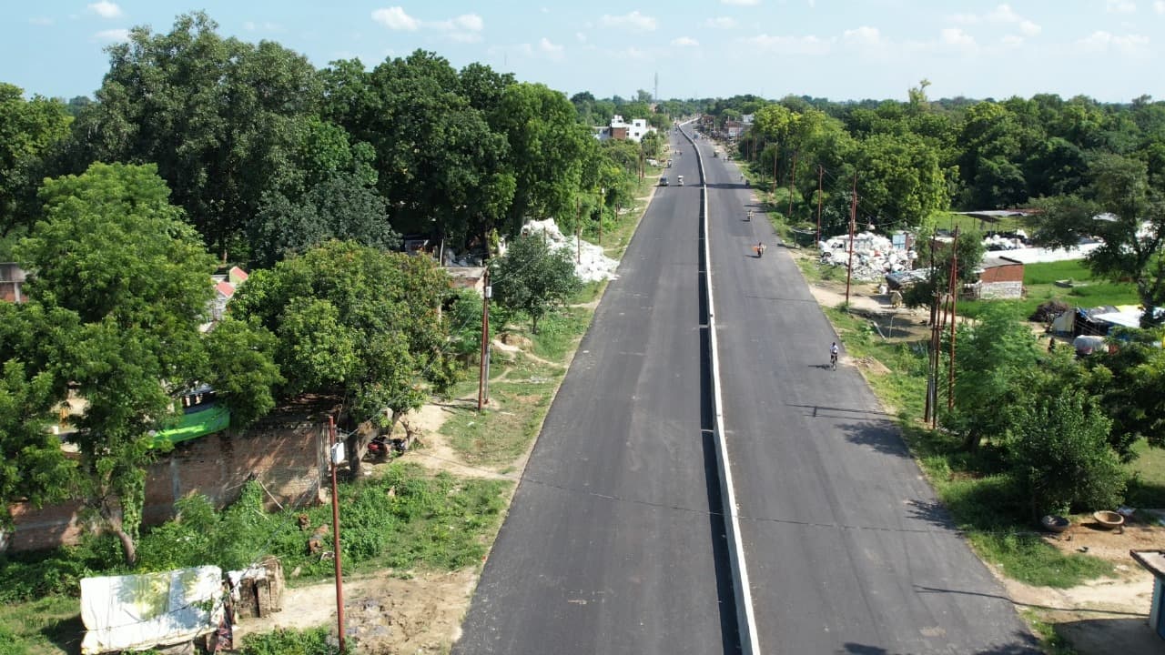 Strengthening of Soraon–Phulpur–Handia Road