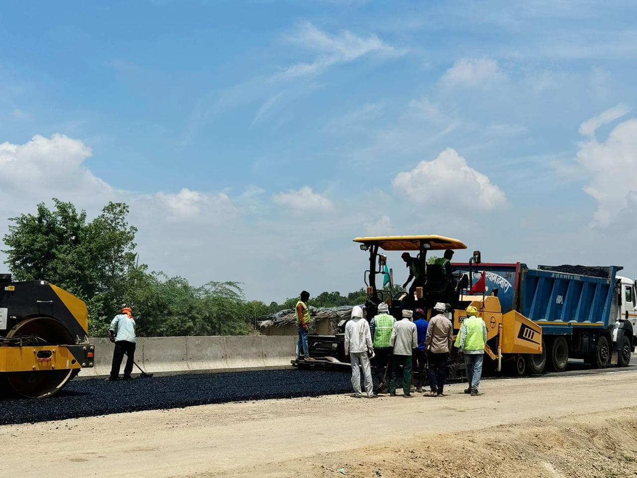 Paver finisher at work